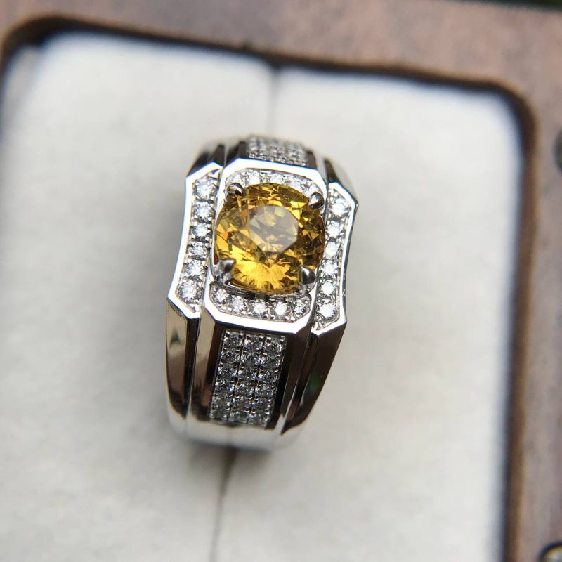 Nhẫn nam đá sapphire vàng - Vẻ đẹp của tạo hóa