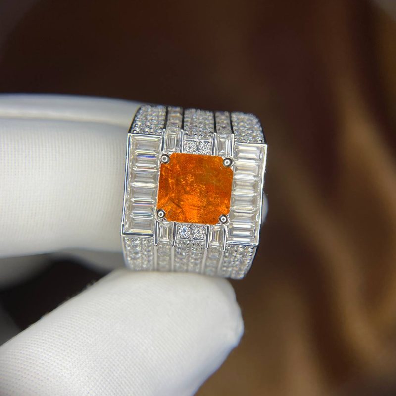 Nhẫn vàng đá Garnet cam - Thể hiện chất riêng của mọi quý ông
