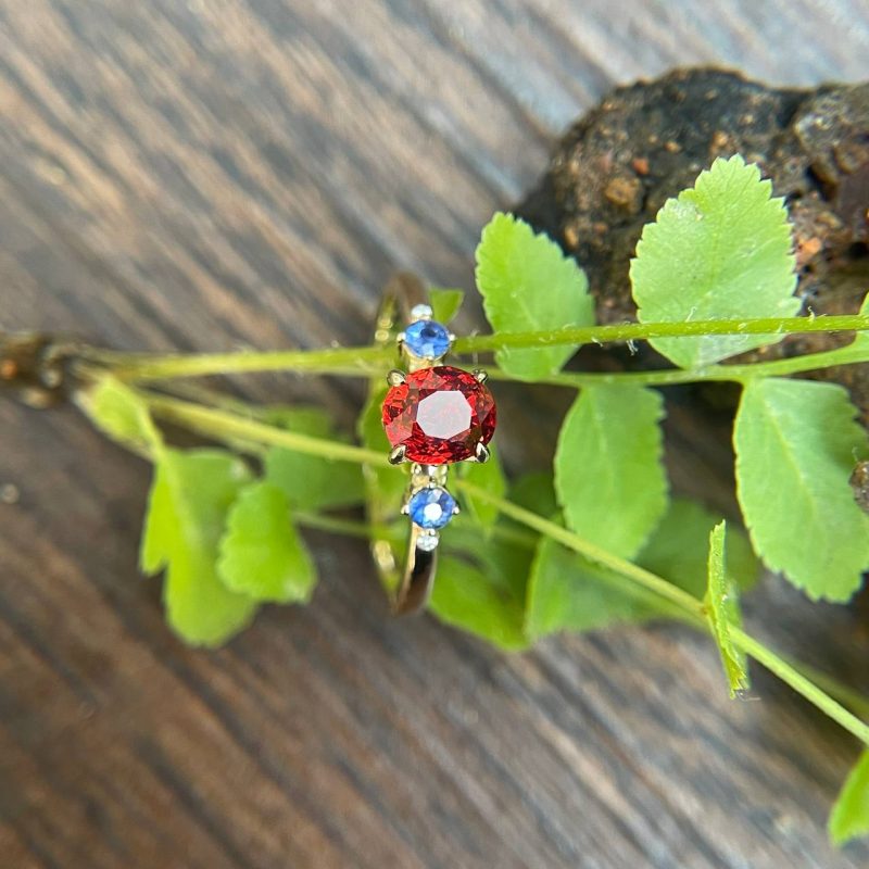Nhẫn Nữ Đá Spinel 0.95 ct - Vẻ đẹp rạng ngời và thu hút