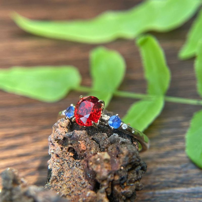 Nhẫn Nữ Đá Spinel 0.95 ct - Vẻ đẹp rạng ngời và thu hút