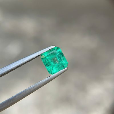 Đá Emerald là gì? Tất tần tật về ngọc lục bảo từ A-Z